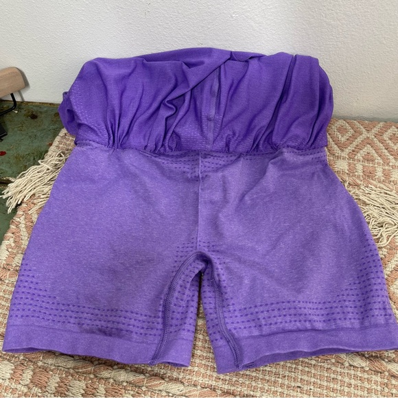 GYMSHARK VITAL SEAMLESS 2.0 2-IN-1 SHORTS Bright Purple Marl Size XS - Picture 11 of 16